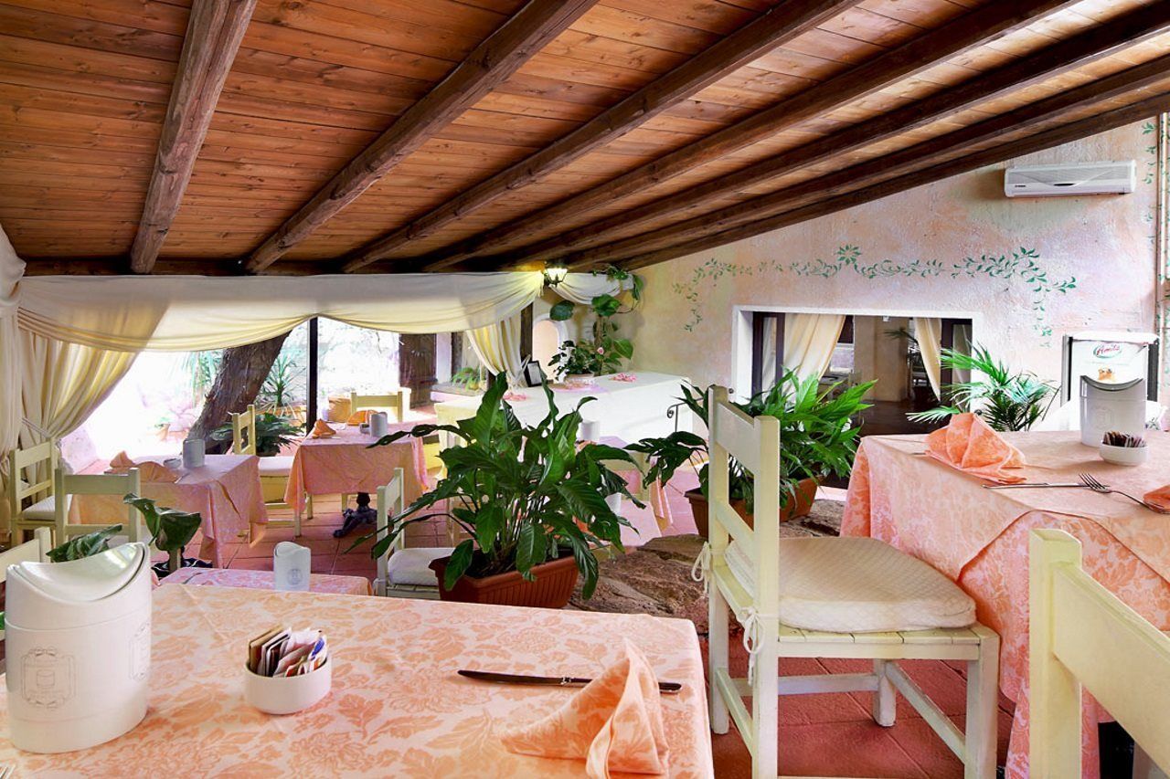 Hotel Colonna San Marco Porto Rotondo Bagian luar foto