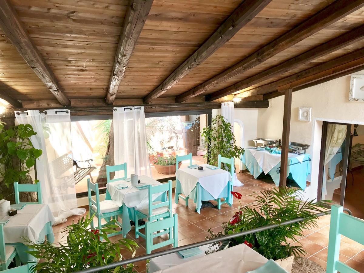 Hotel Colonna San Marco Porto Rotondo Bagian luar foto