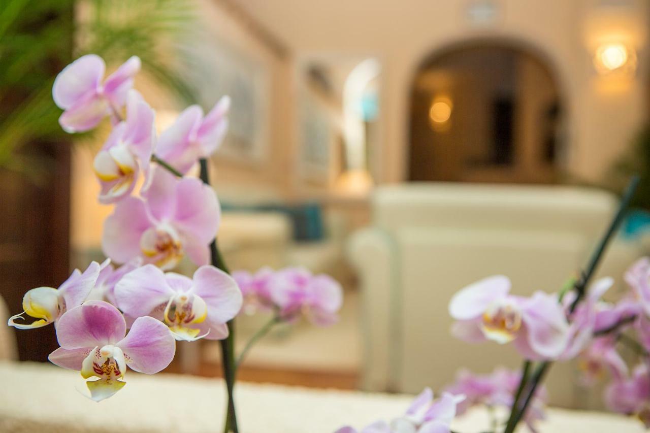 Hotel Colonna San Marco Porto Rotondo Bagian luar foto